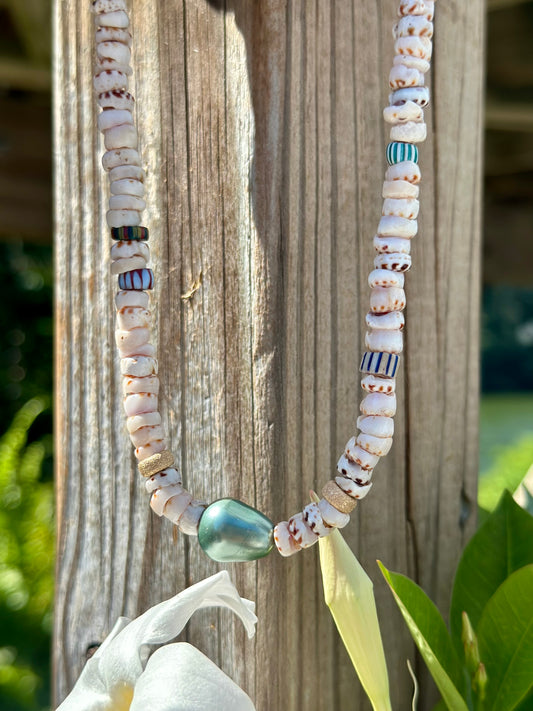 Lagoon Glow Necklace